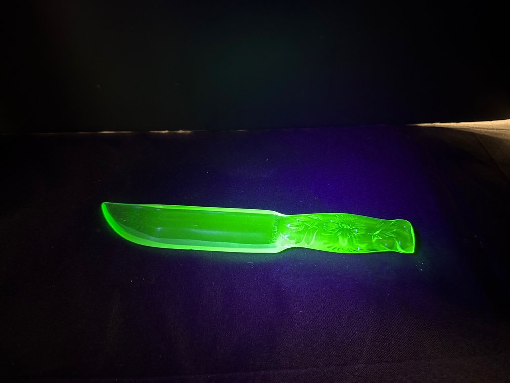 Green Uranium Glass Fruit Knife with Box
