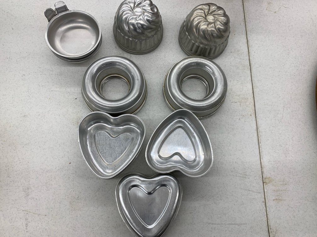 Aluminum Baking and Gelatin Molds