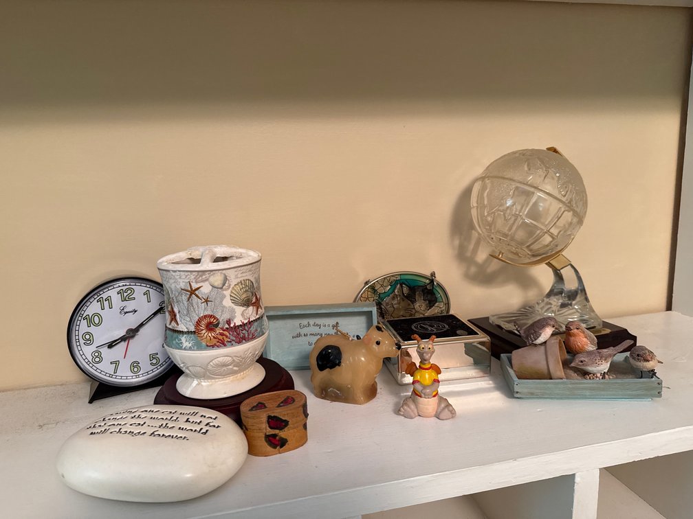 Decorative Tabletop Items, Desk Clock, Glass Globe, and More