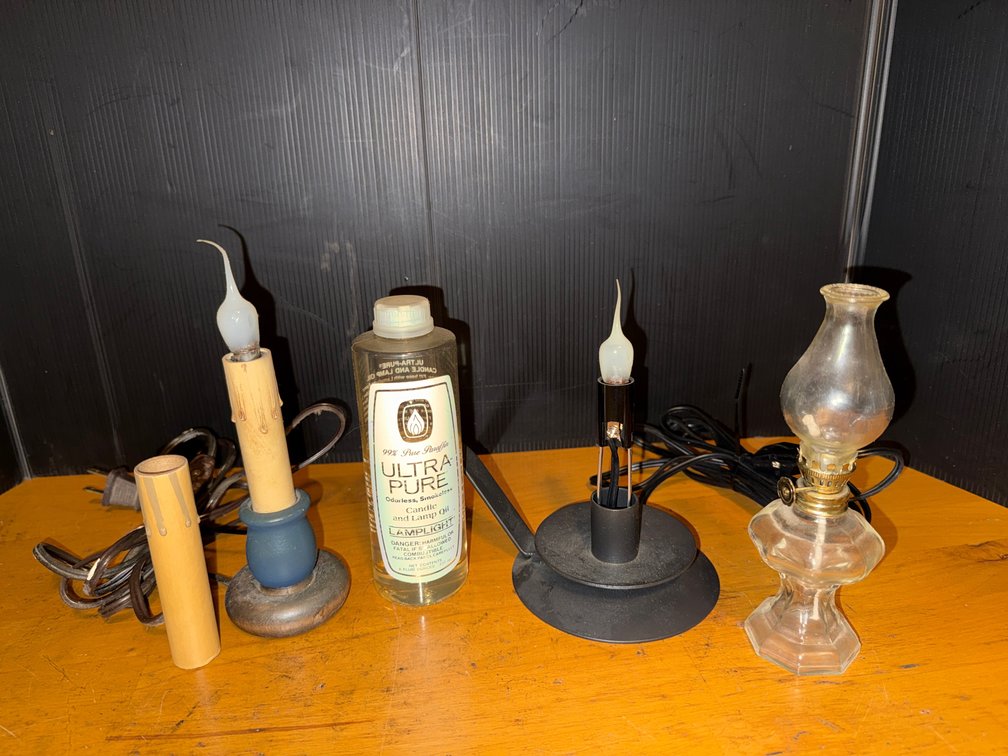 Electric Candle Lamps, Miniature Glass Oil Lamp, and Lamp Oil