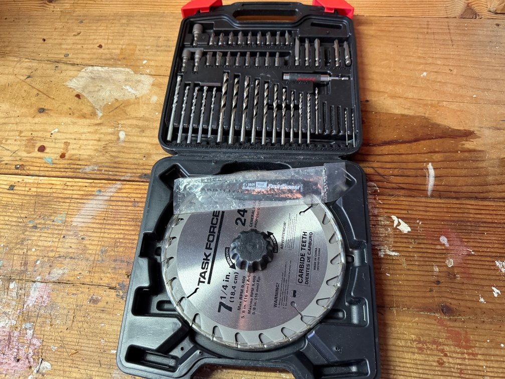 Drill and Driver Bit Set with 7 1/4 In. Circular Saw Blades