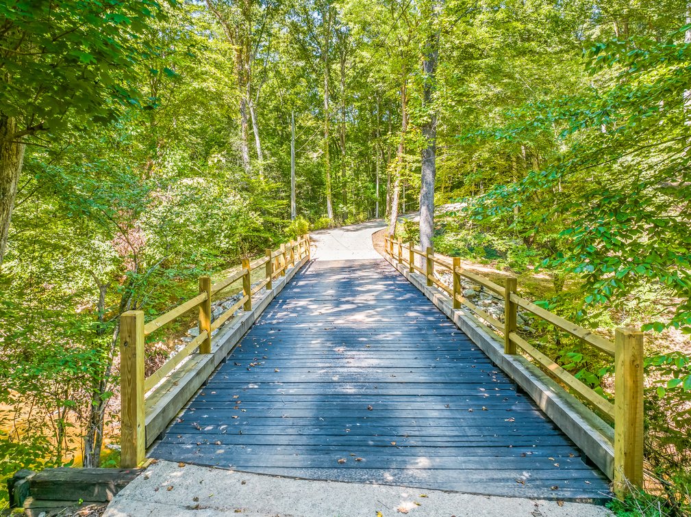 Mountian Views and Country Living in Pilot Mountain, NC