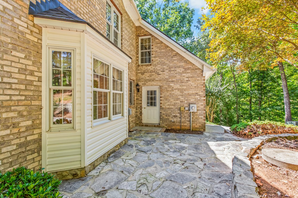 Mountian Views and Country Living in Pilot Mountain, NC