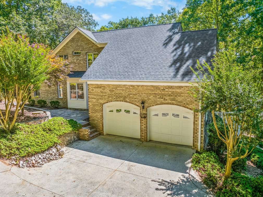 Mountian Views and Country Living in Pilot Mountain, NC