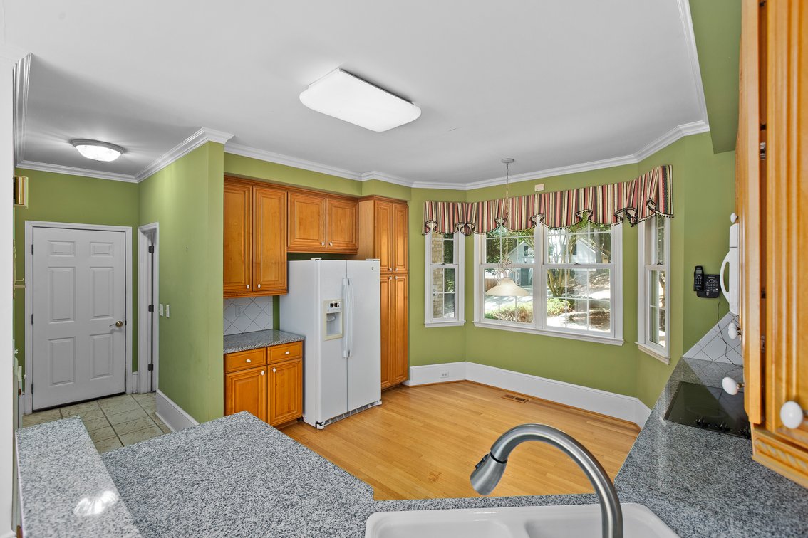 Mountian Views and Country Living in Pilot Mountain, NC