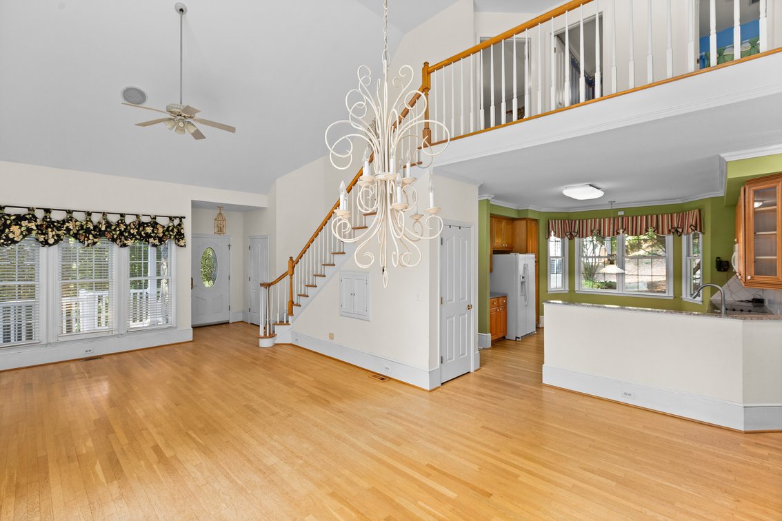 Mountian Views and Country Living in Pilot Mountain, NC