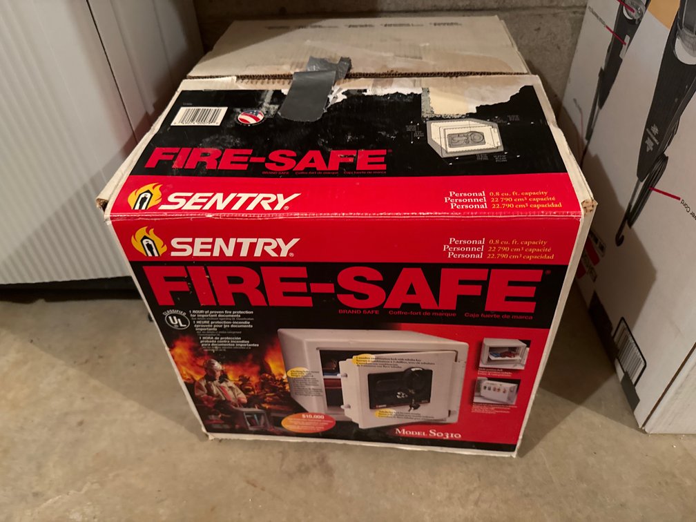 Sentry S0310 Fire-Safe 0.8 Cu. Ft. Personal Safe