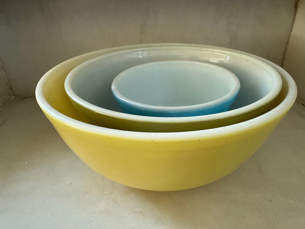 Pyrex Colored Milk Glass Nesting Mixing Bowls