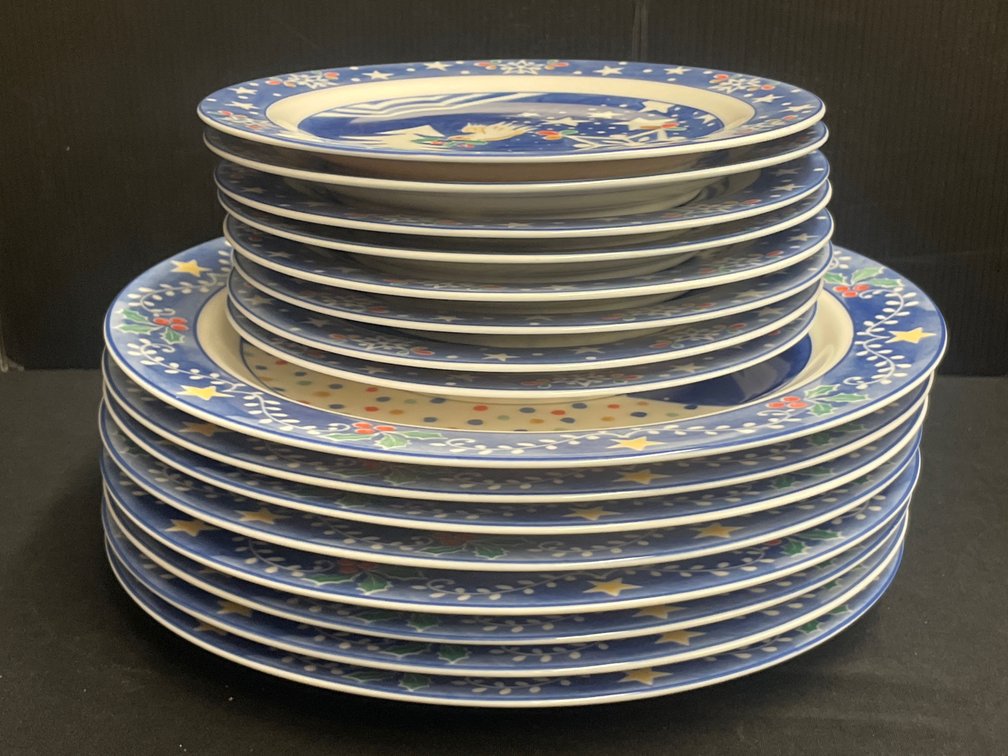 Epoch by Noritake Mr. Snowman Ceramic Holiday Plates