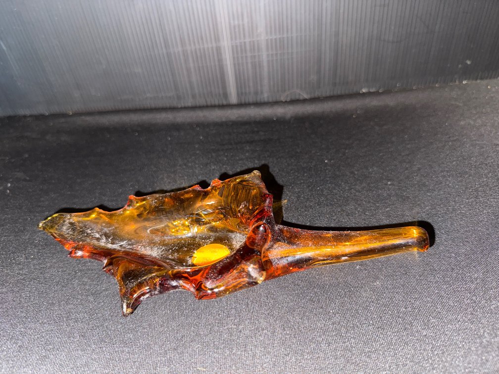 Amber Art Glass Shell-Shaped Dish