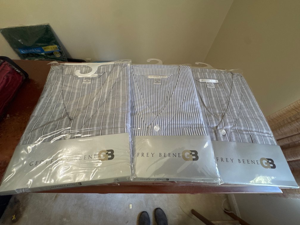 Geoffrey Beene Short Sleeve Pajama Sets, Size XL