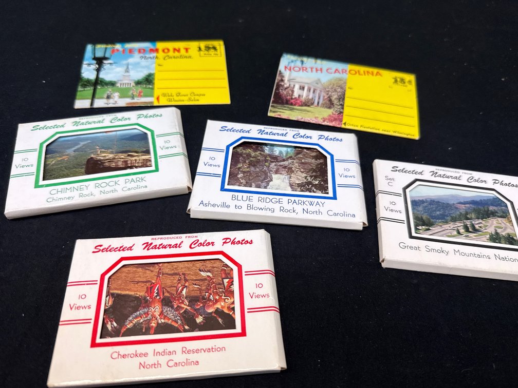 Souvenir Photo Packets and Postcard Mailers