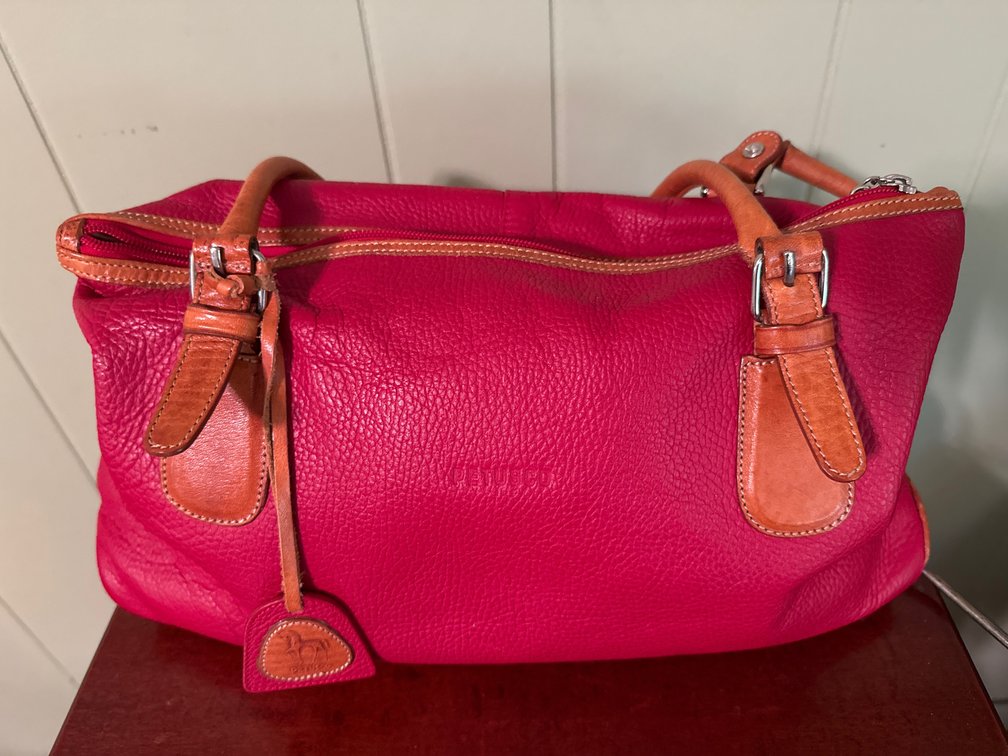 Petusco Pebbled Leather Handbag with Tan Trim
