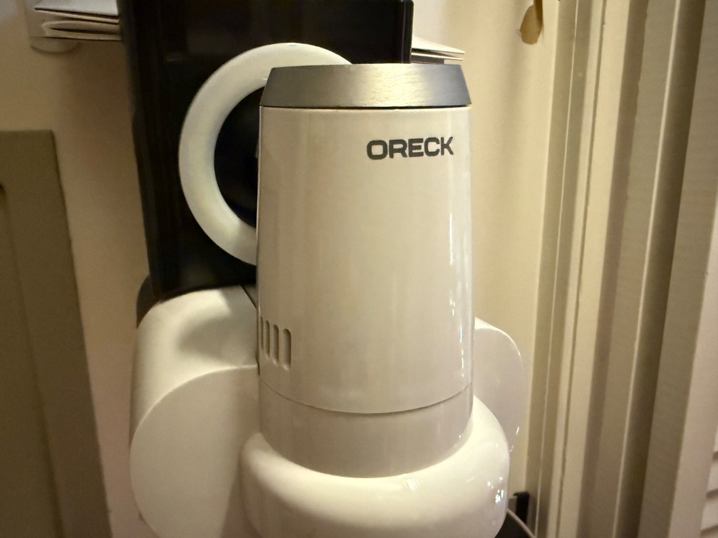 Oreck Cordless Vacuum Cleaner with Dock and Attachments