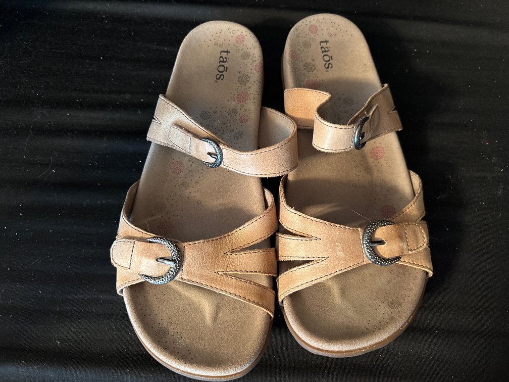 Taos Tan Leather Slide Sandals, Size 10