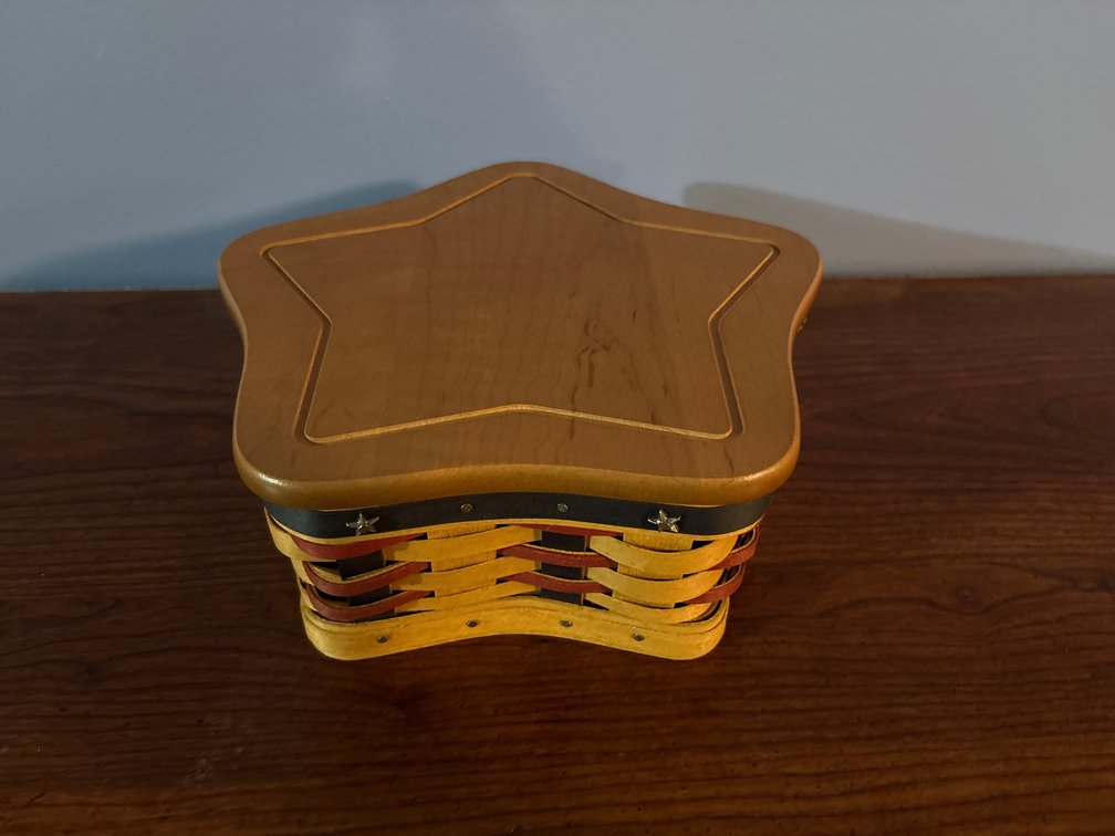 Longaberger Star-Shaped Woven Basket with Wood Lid