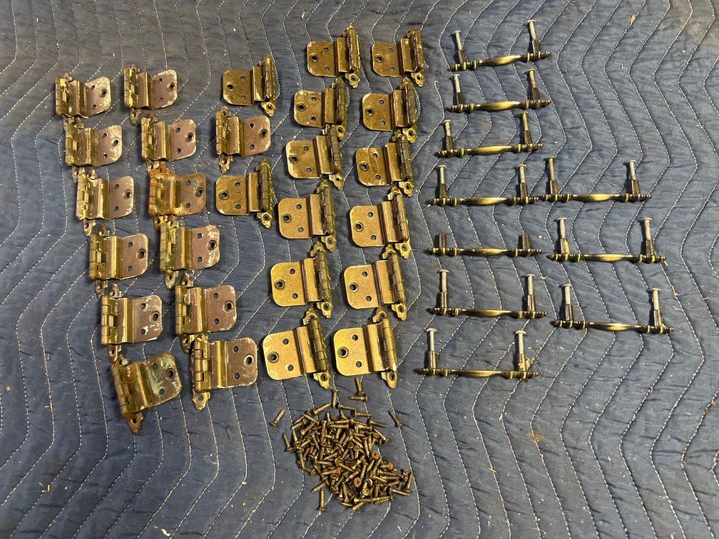 Cabinet Hardware