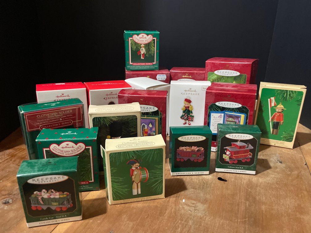 Hallmark Keepsake Boxed Christmas Ornaments