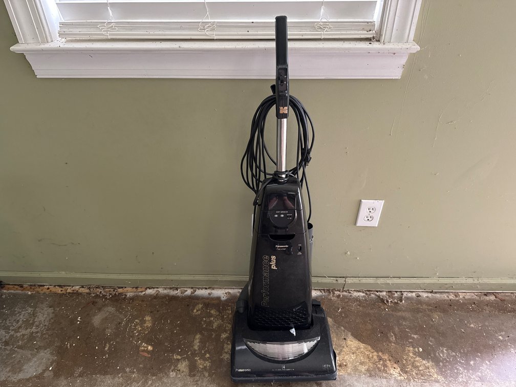 Panasonic MC-V7357 Performance Plus Upright Vacuum Cleaner