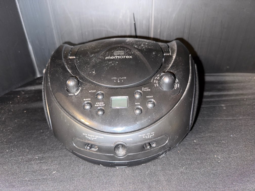 Memorex Portable CD Player and AM/FM Radio Boombox