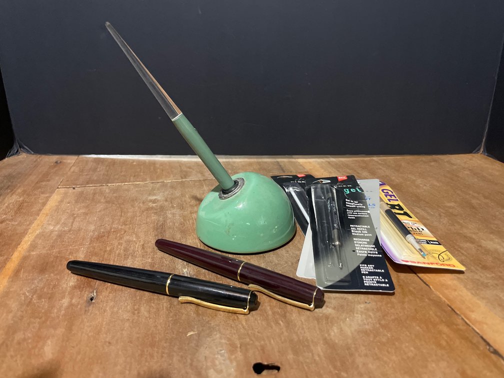 Desk Pen with Stand, Capped Pens, and Pen Refills