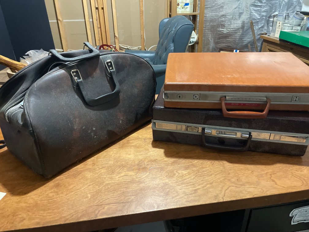 Hard-Shell Briefcases and Travel Duffle Bag