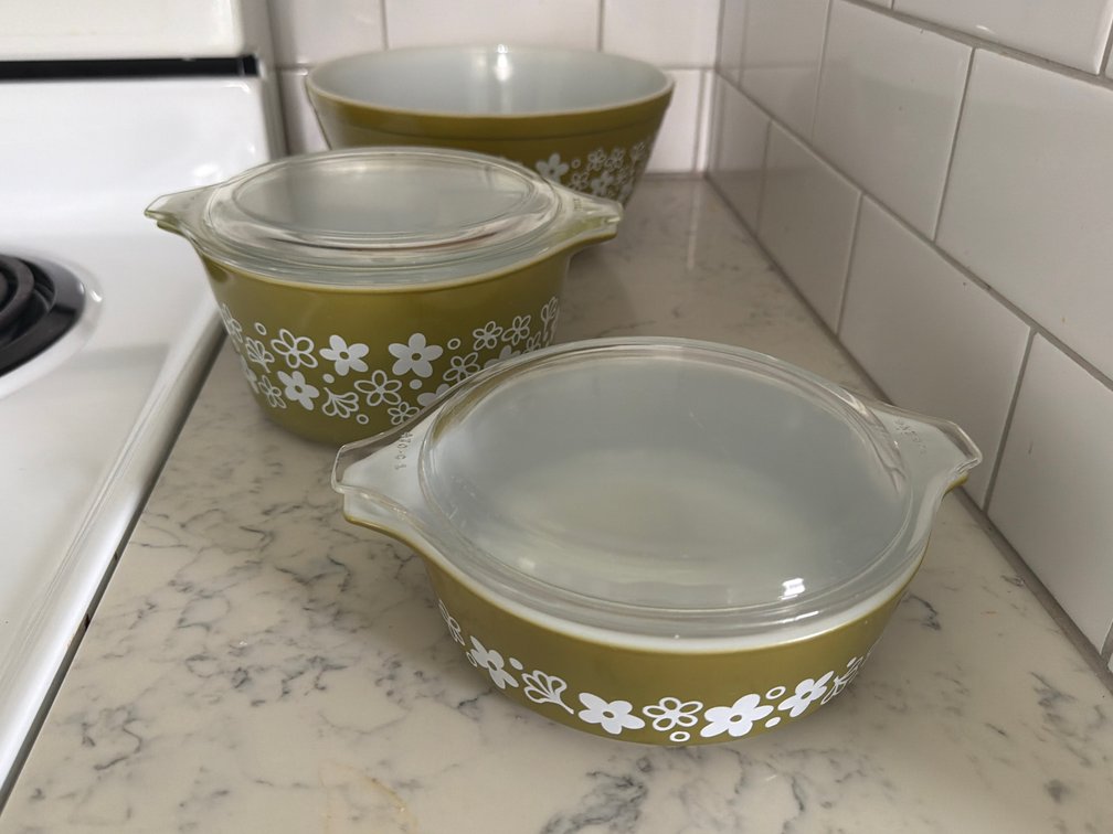 Pyrex Spring Blossom Green Casseroles and Mixing Bowl