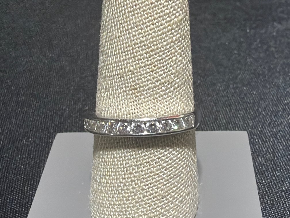 14K White Gold Channel-Set Stone Band Ring