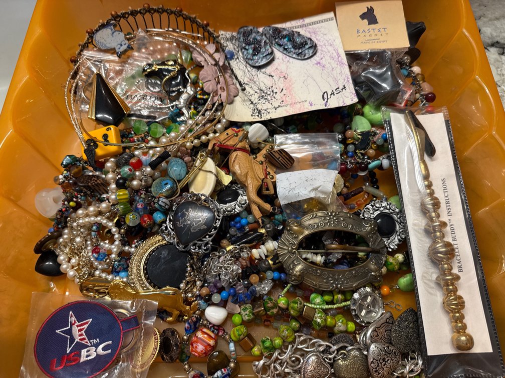 Costume Jewelry, Beaded Necklaces, Brooches, and Accessories
