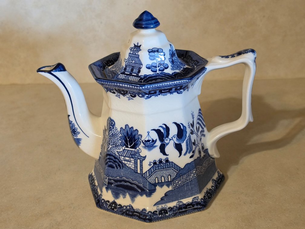 Blue Willow Coffee Pot