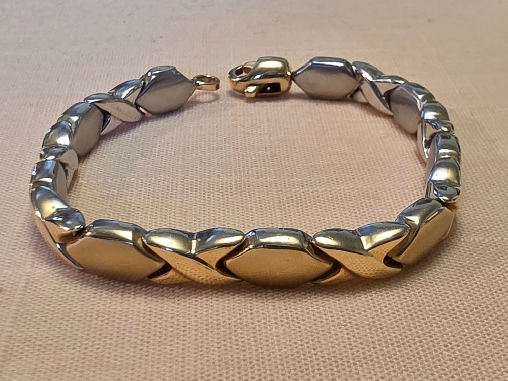 14K Two-Tone Gold XO Link Bracelet