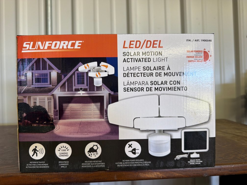 Sunforce 82181 LED Solar Motion Activated Light