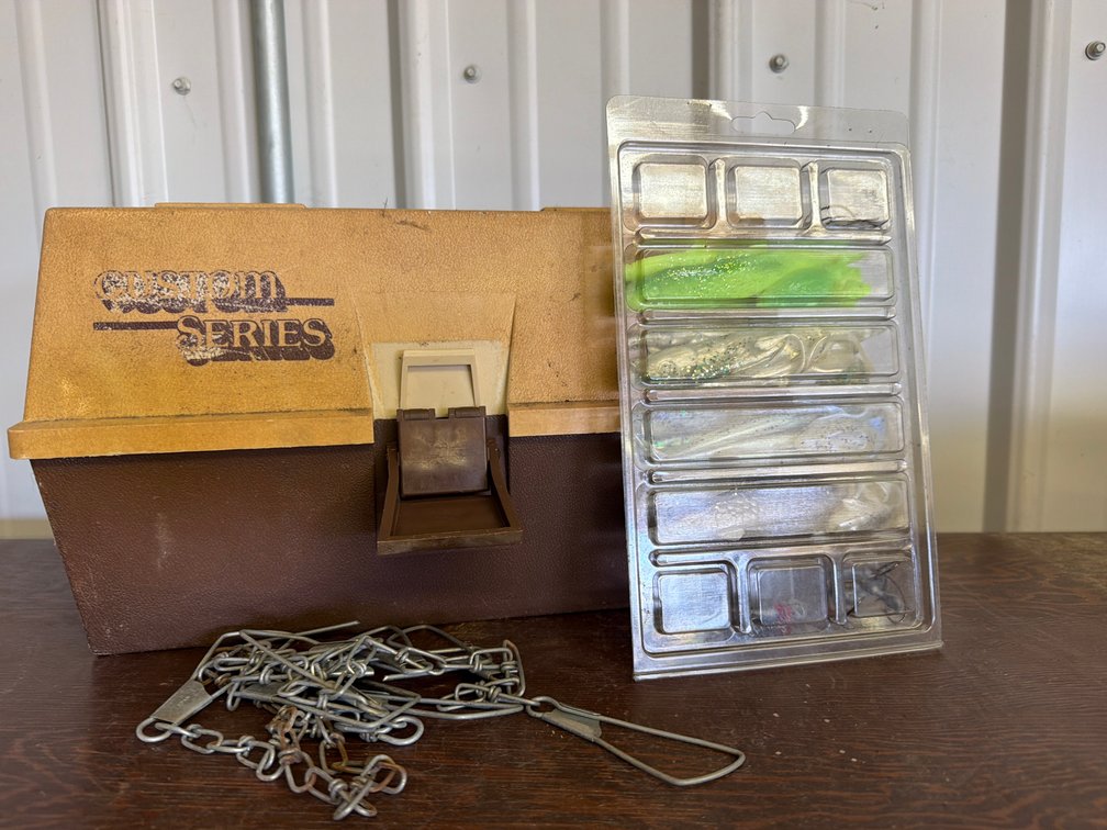 Plastic Tackle Box, Fish Stringer, and Fishing Lures