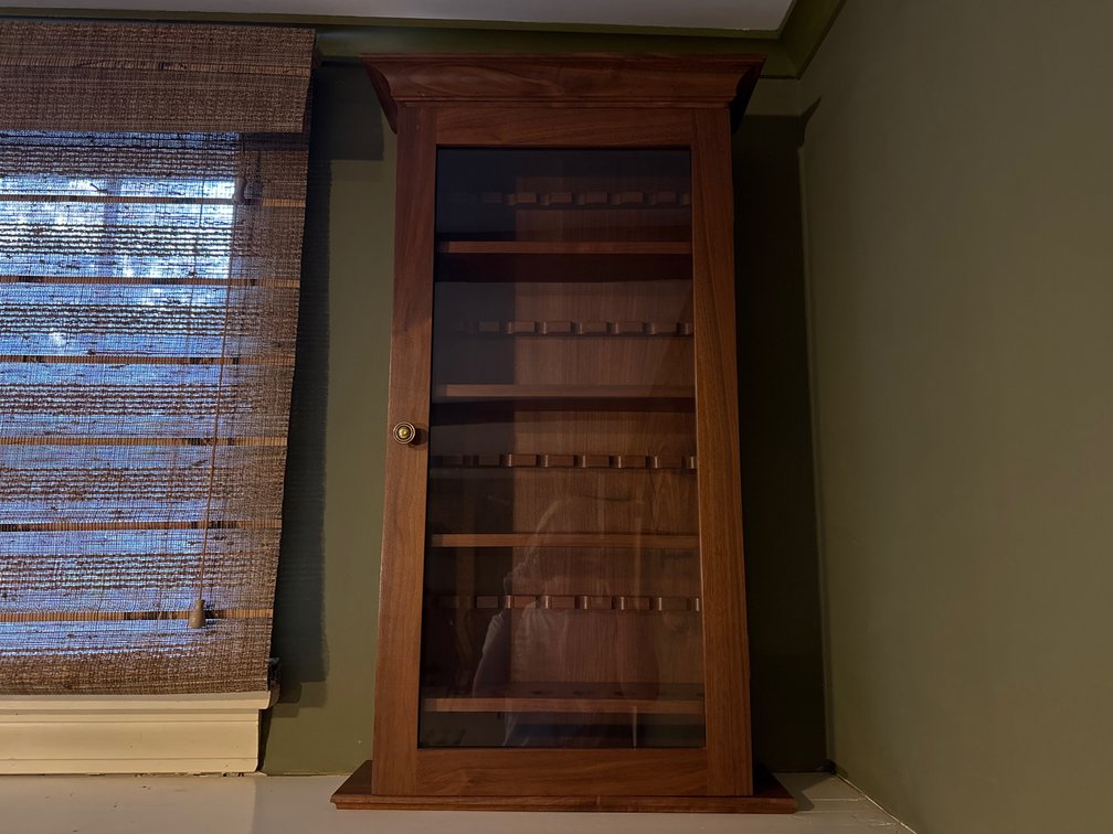 Wood Wall-Hanging Display Cabinet