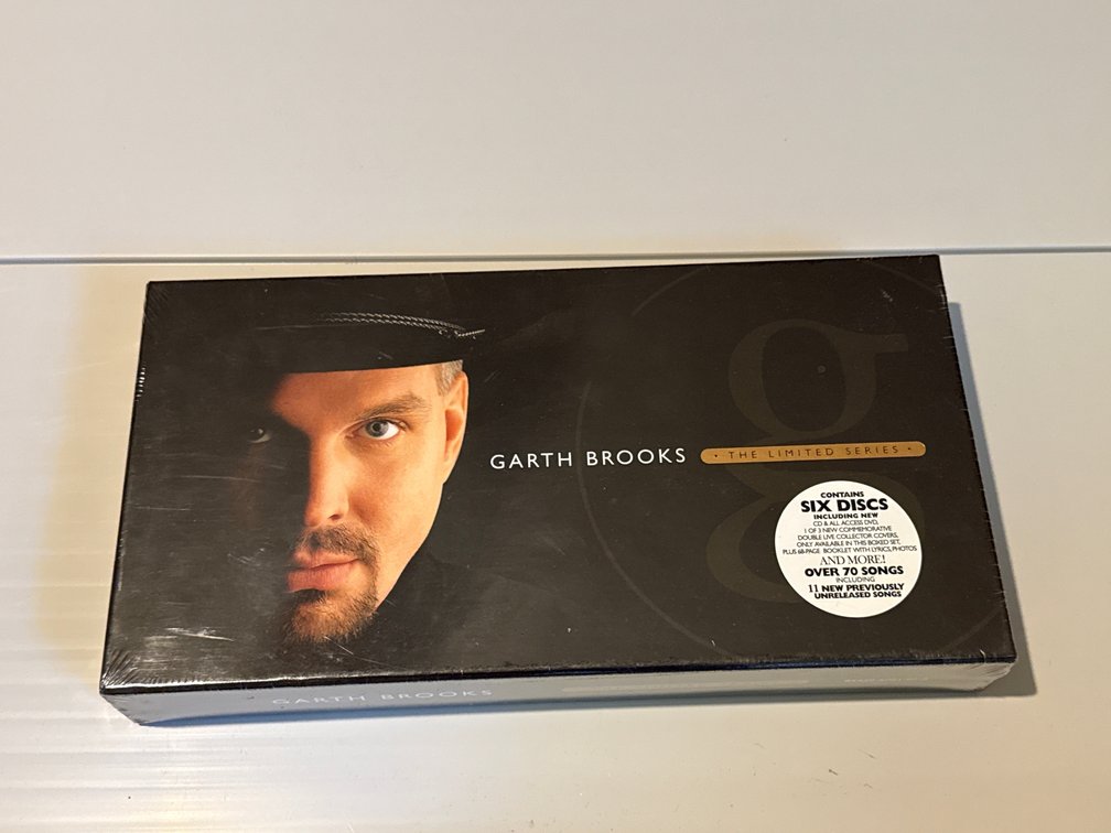 Garth Brooks The Limited Series Six-Disc Boxed Set
