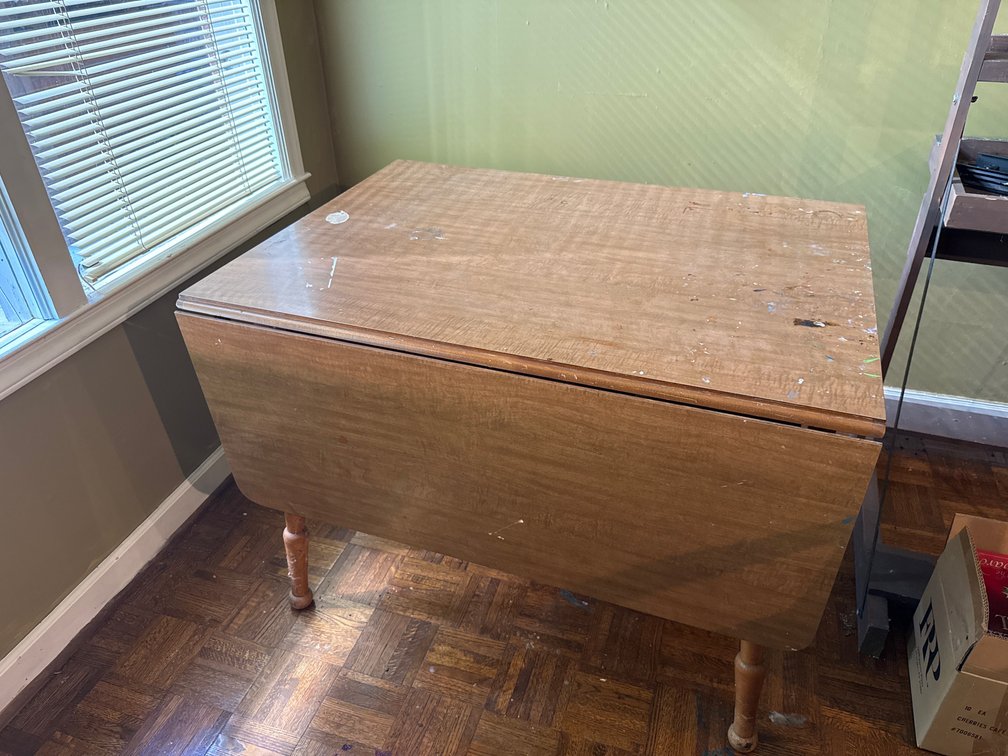 Cochrane Drop-Leaf Dining Table with Turned Legs