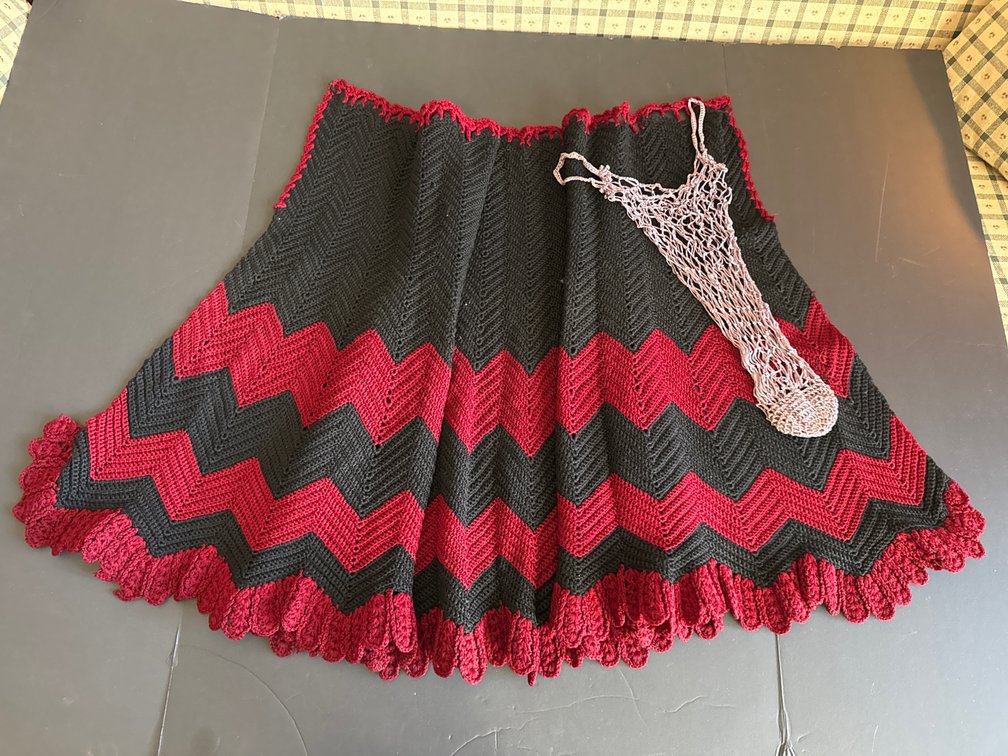 Crocheted Chevron Shawl and Mesh Net Bag