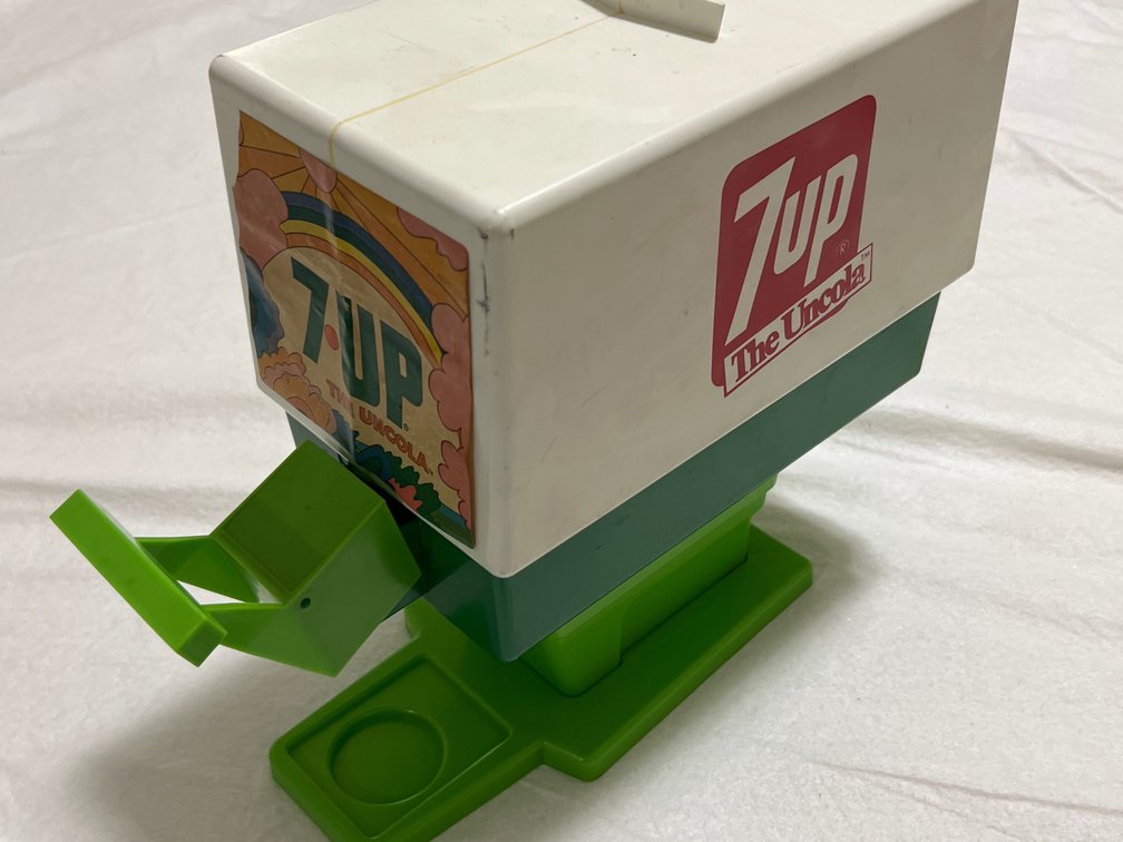 7Up The Uncola Molded Plastic Drink Dispenser