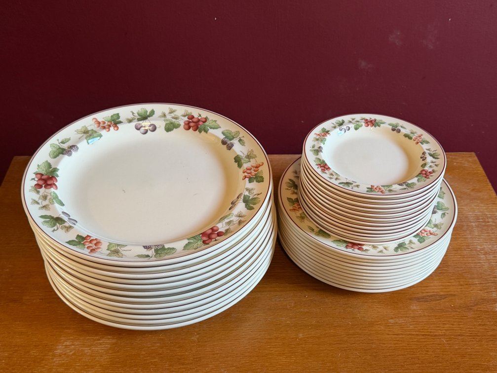 Wedgwood Provence Queen's Ware Ceramic Plates
