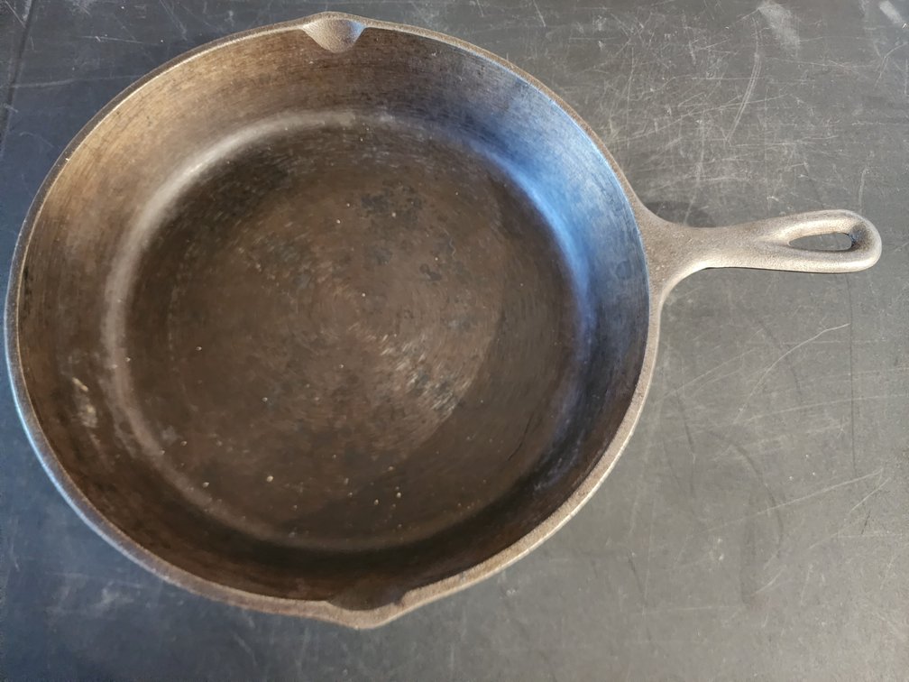 8 SK Cast Iron Skillet