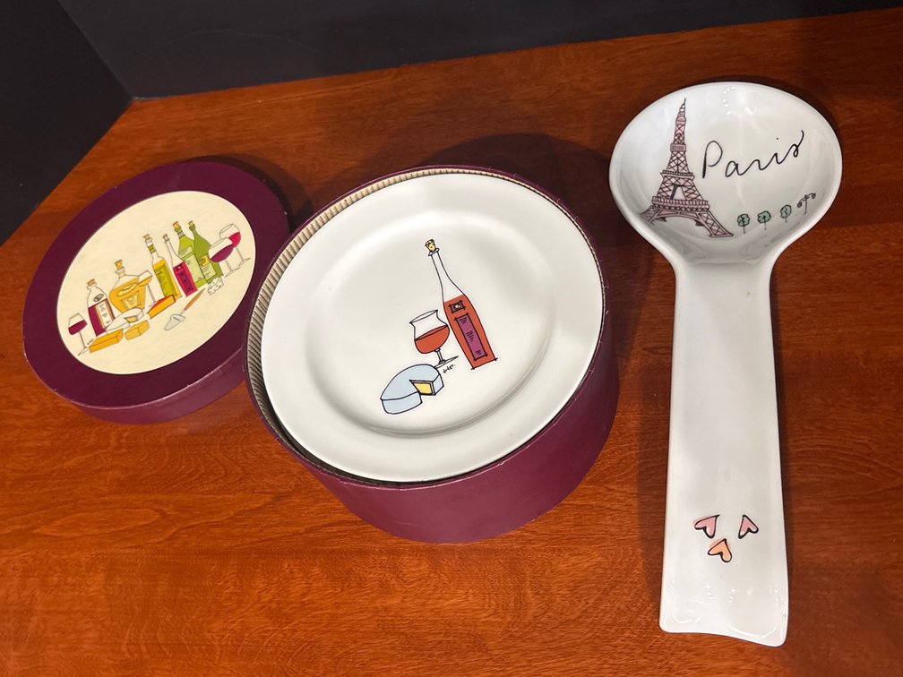 Ceramic Spoon Rest and Boxed Appetizer Plate Set