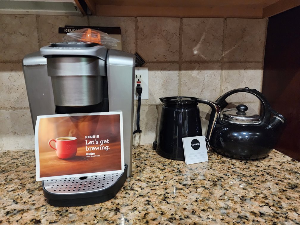 Coffee Maker/Thermal Carafe/Stovetop Kettle