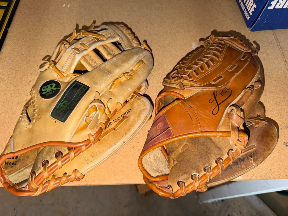 Leather Baseball Gloves (2)