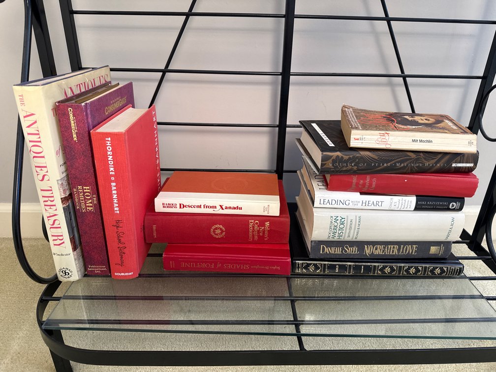 Hardcover Reference Books, Dictionaries, and Novels