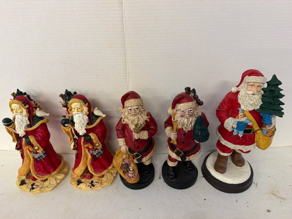 Painted Cast Resin Santa Claus Figurines