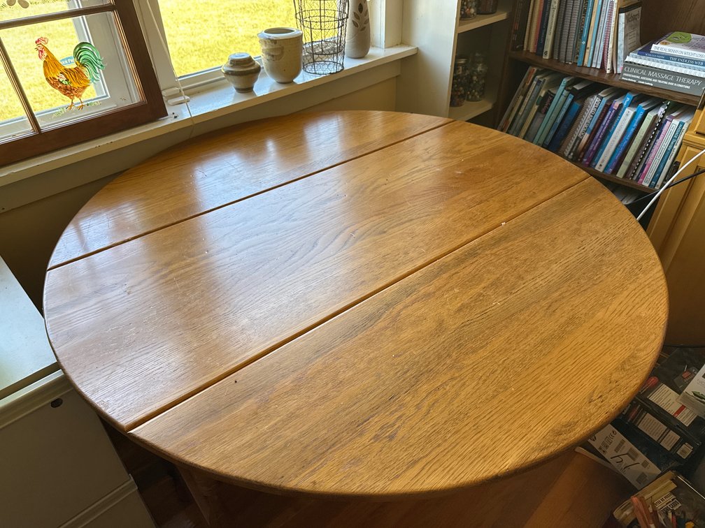 Round Oak Drop-Leaf Table with Turned Legs