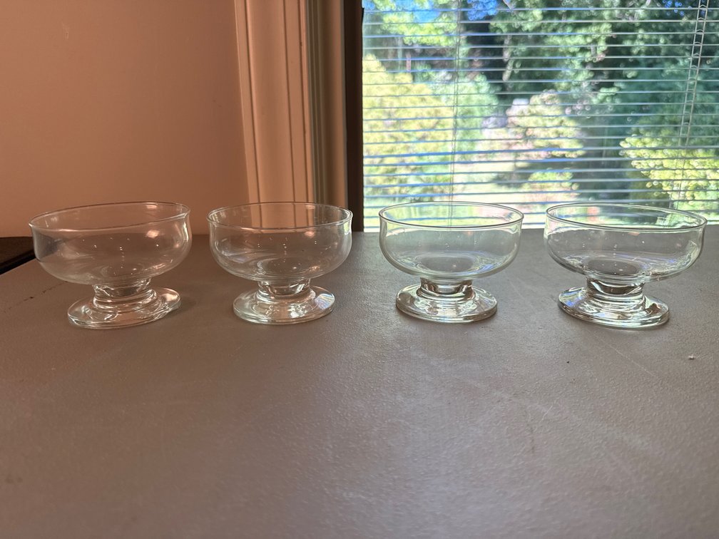 Clear Glass Footed Dessert Bowls