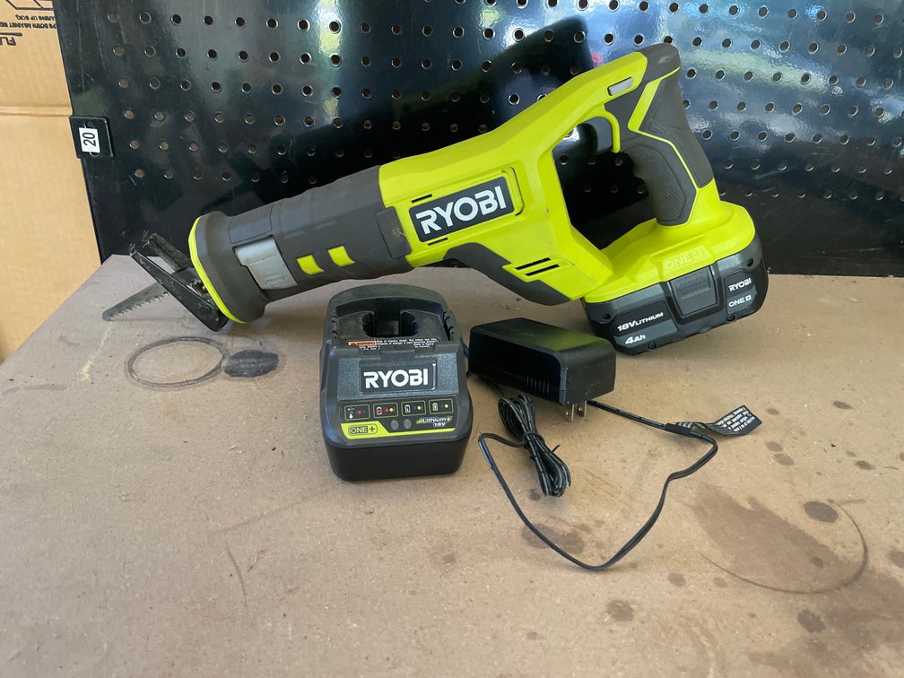 Ryobi PCL515 18V Cordless Reciprocating Saw with Battery and Charger