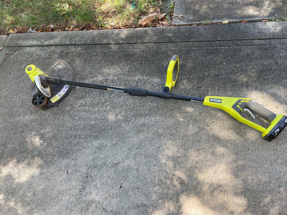 Ryobi P2008VNM 18V Cordless 13 in. String Trimmer