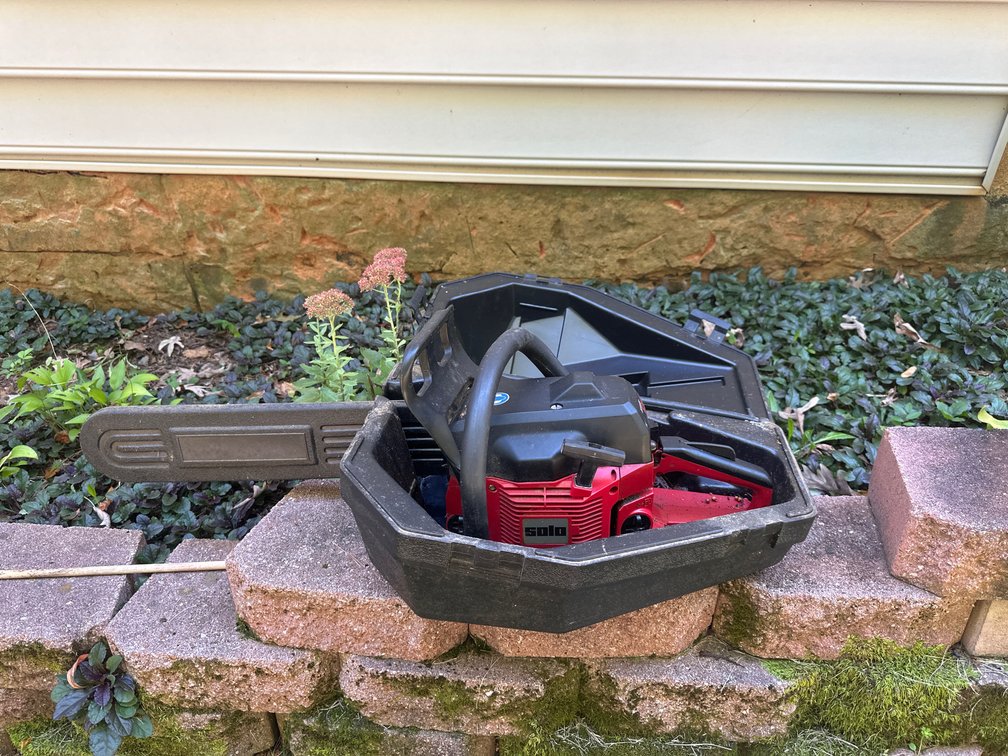 Solo 639 Gas-Powered Chainsaw with Case